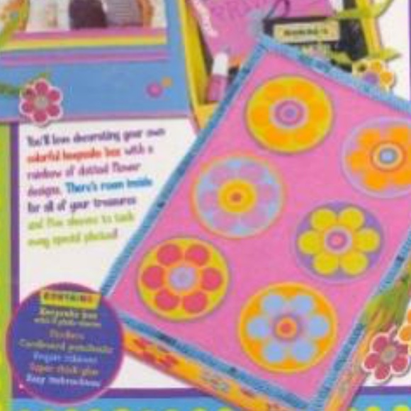 ALEX DOT to DOT KEEPSAKE BOX - Picture 5 of 6